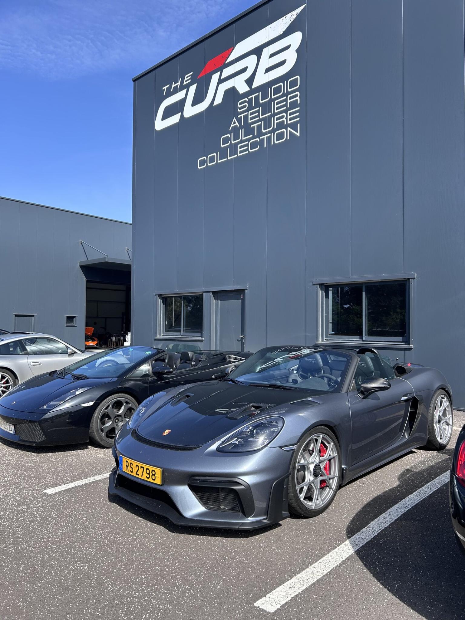 Départ du rallye touristique en Vendée depuis notre atelier des Sables-d'Olonne